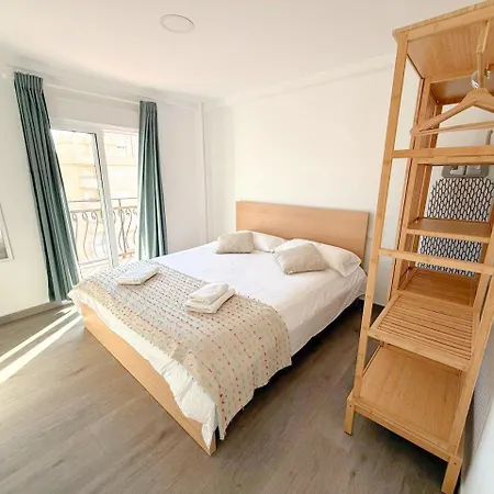 Cozy Close To The Center Apartment