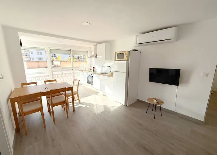 Cozy Close To The Center Torremolinos